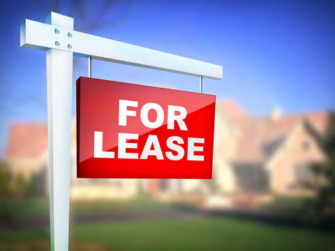 For Lease sign outside a home